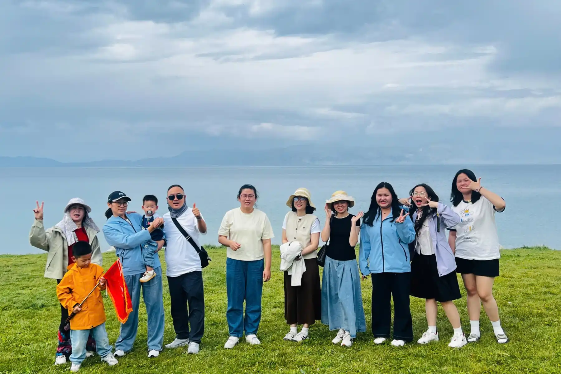 Đoàn Tân Cương Khởi Hành 30/05/2026  Hành Trình Khám Phá Tân Cương