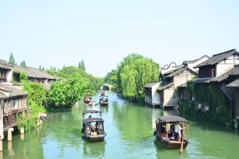 Ngày 4